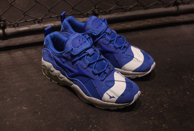 Mizuno x mita sneakers Wave Rider 1 "No Borders"